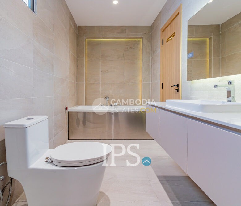 Luxury 5-Bedroom Serviced Penthouse for Rent in Phnom Penh – Toul Kork