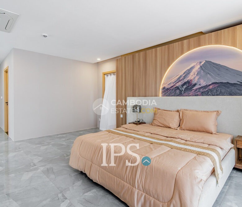 Luxury 5-Bedroom Serviced Penthouse for Rent in Phnom Penh – Toul Kork