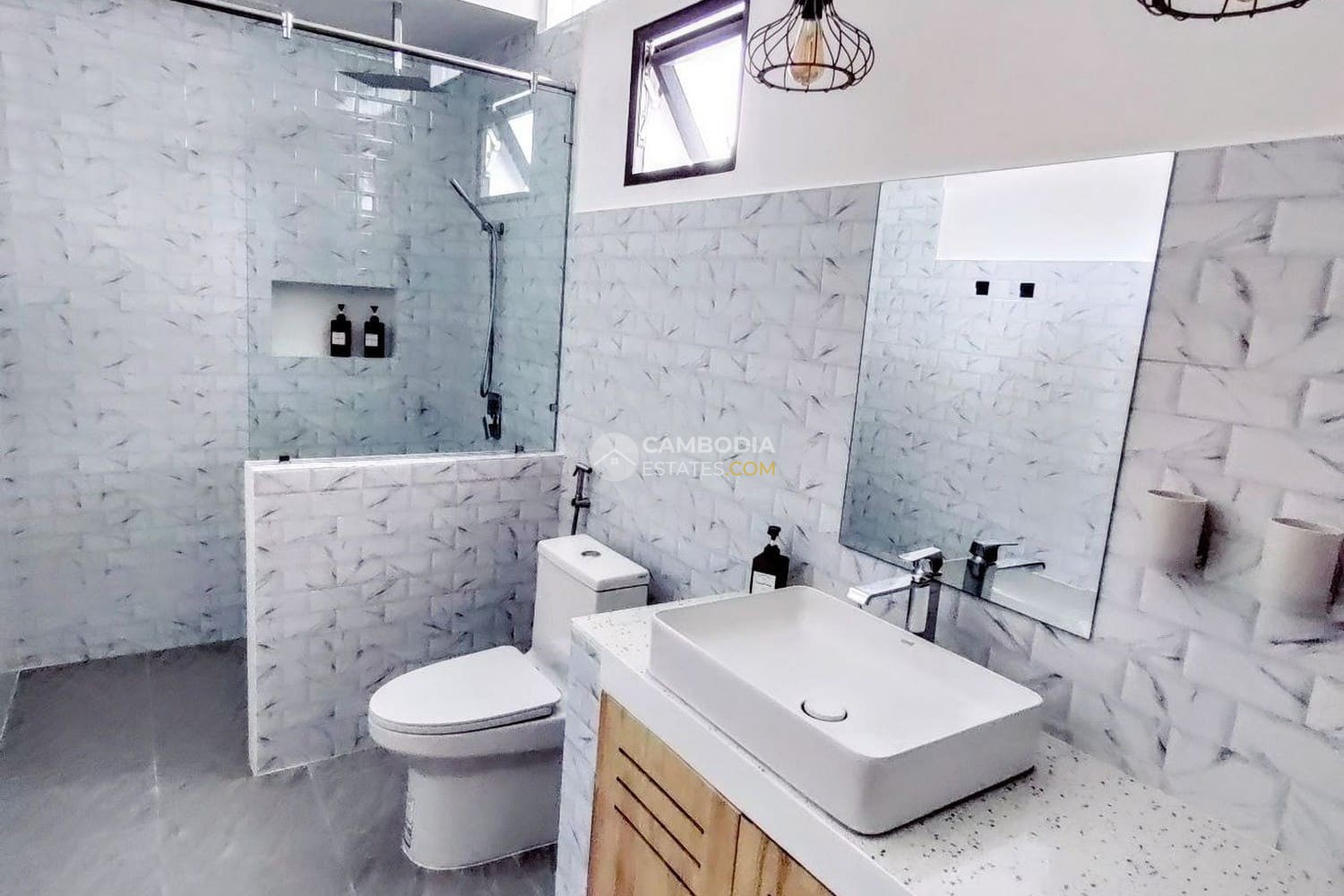 Brand New Villa with Pool for Sale – Kampot | Ready to Move In!