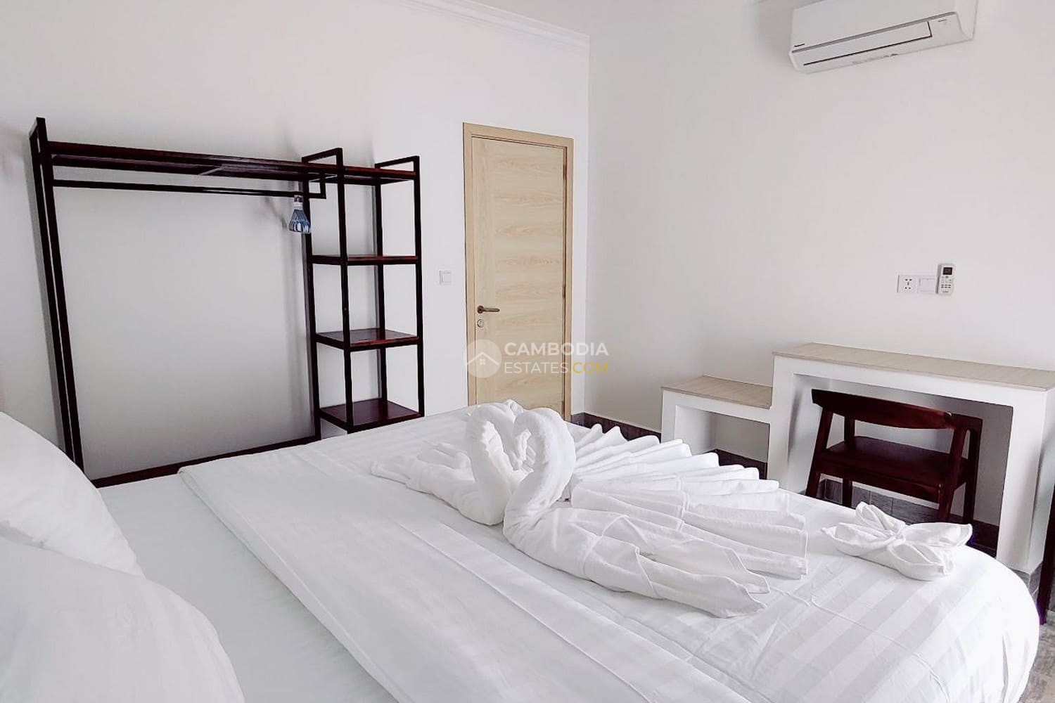 Brand New Villa with Pool for Sale – Kampot | Ready to Move In!