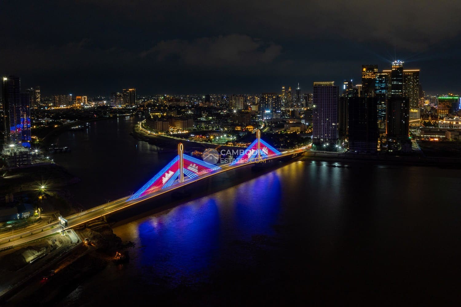 Diamond Bay Garden – Where Waterfront Luxury Meets Urban Sophistication