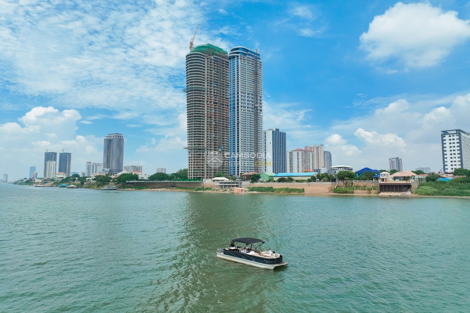 Morgan EnMaison – The Future of Riverside Luxury Living (5) Morgan EnMaison – The Future of Riverside Luxury Living