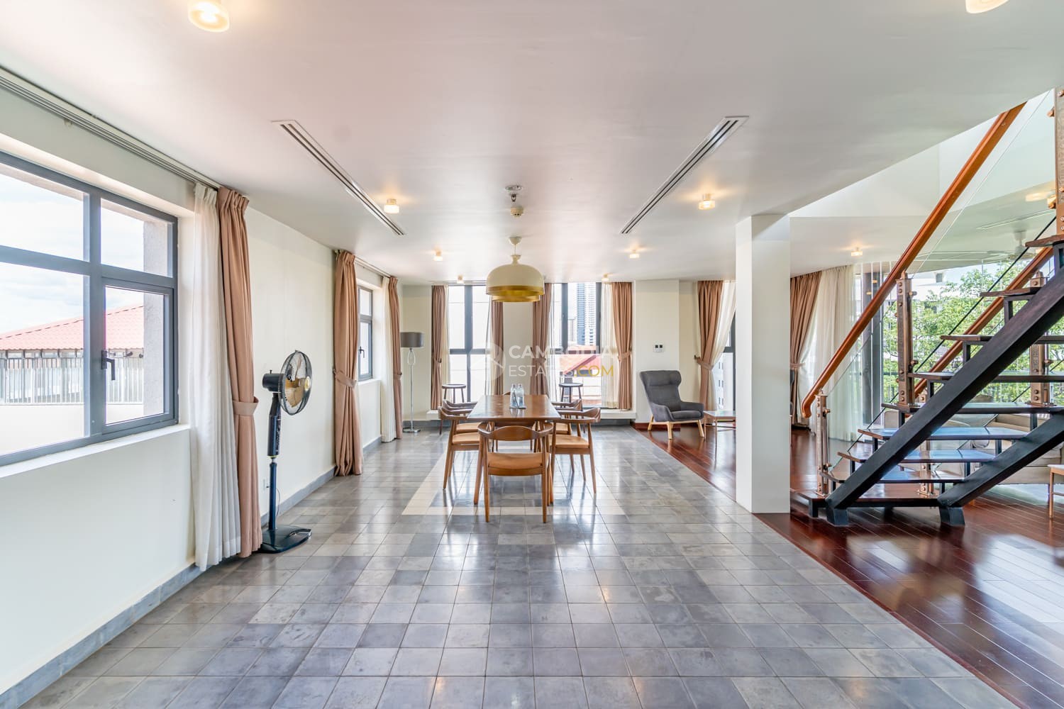 Luxury Duplex 3 Bedroom Penthouse for Rent in Wat Phnom, Phnom Penh | $3,200/Month