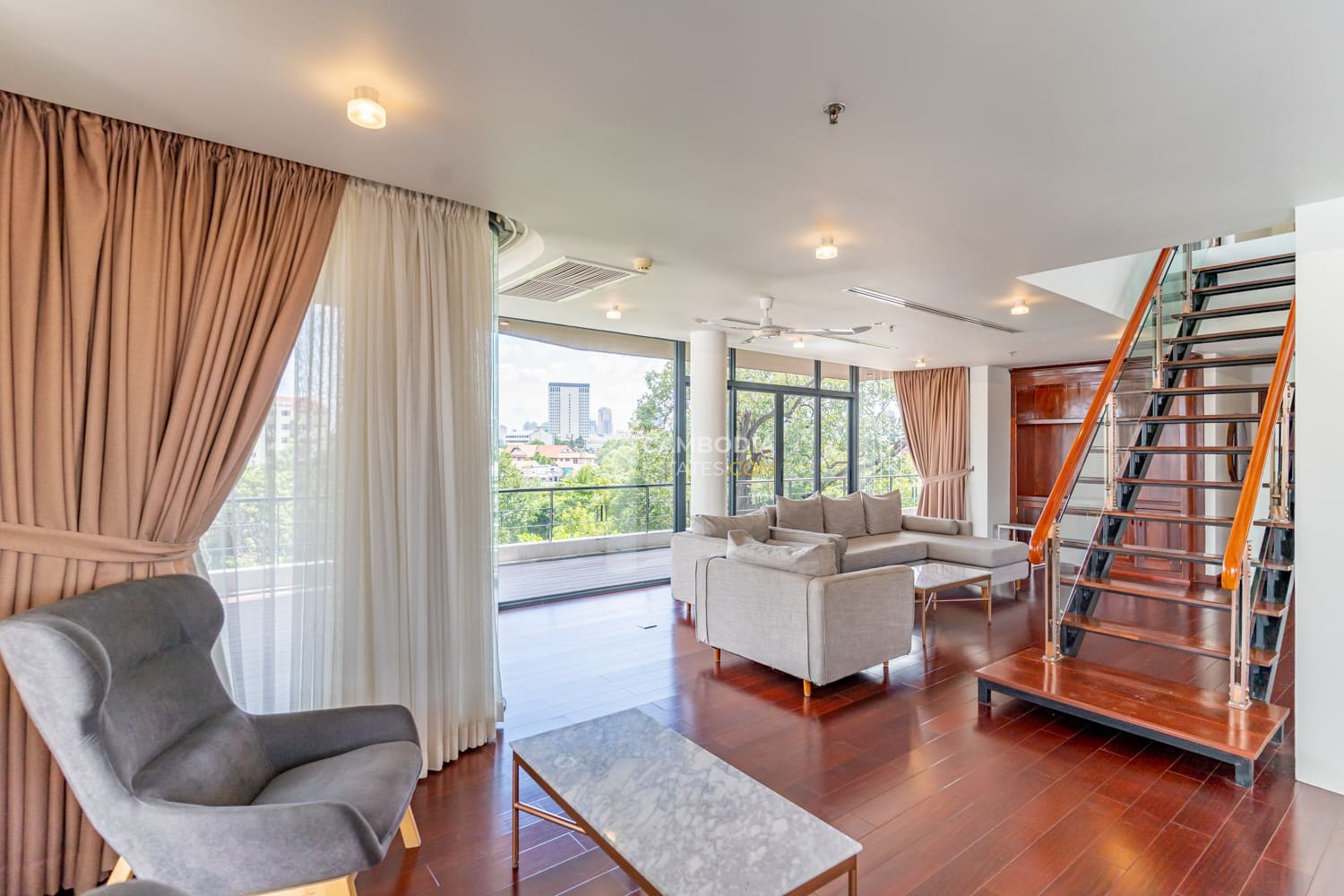 Luxury Duplex 3 Bedroom Penthouse for Rent in Wat Phnom, Phnom Penh | $3,200/Month